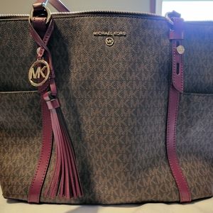 Michael kors Sullivan saffiano top zip